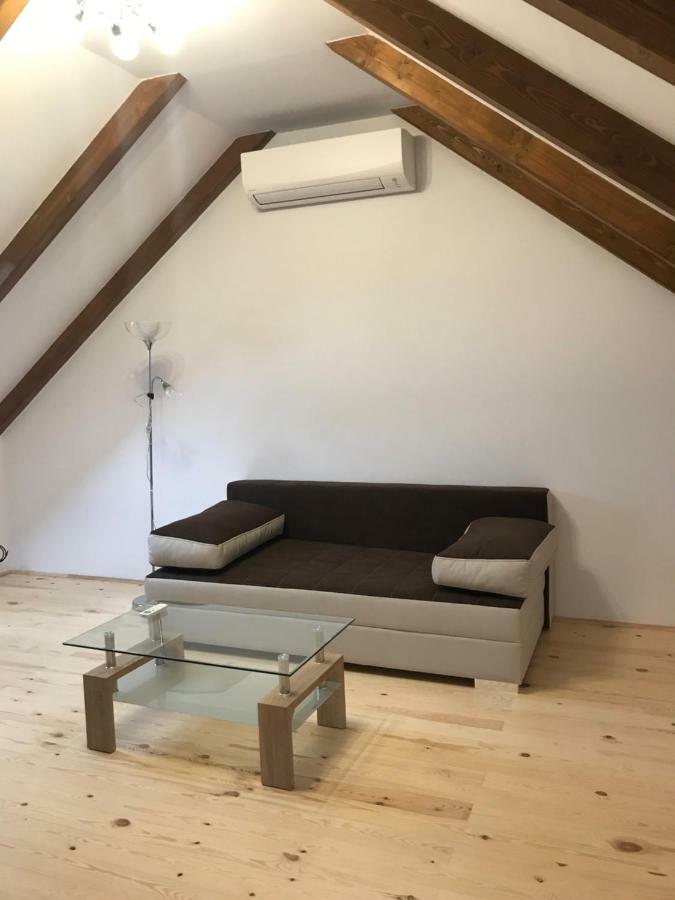 Arvalanyhaj Vendeghaz Villa Balatonakali Eksteriør bilde